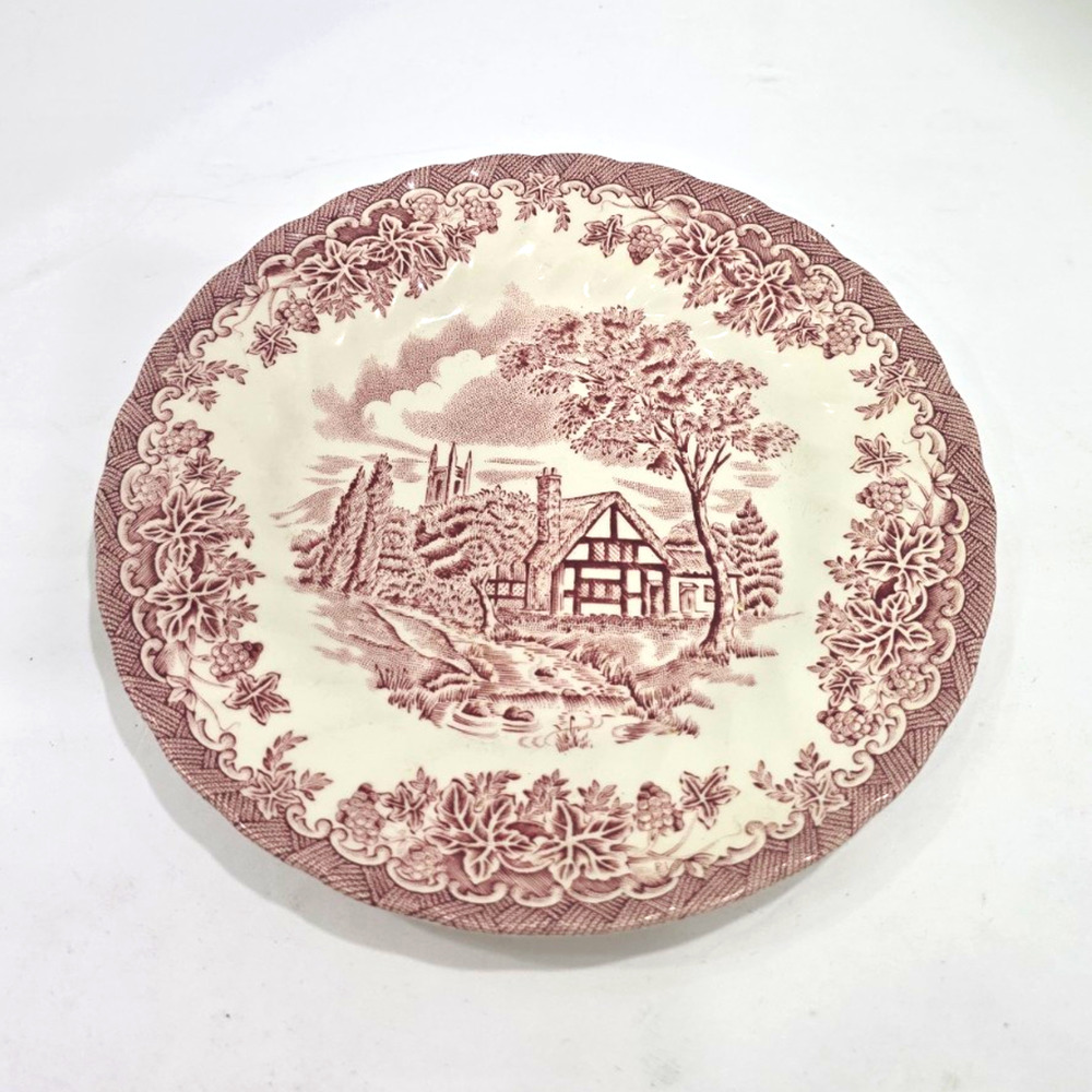 Churchill Red Scenic Landscape Transferware 7 in Ceramic Plate Made in England